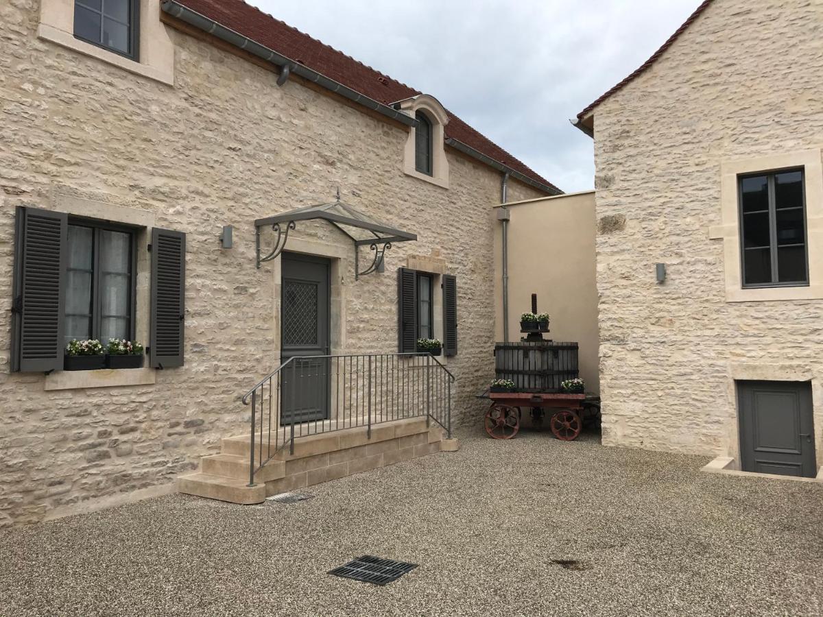 Le Charles V Bed and Breakfast Meursault Exteriör bild