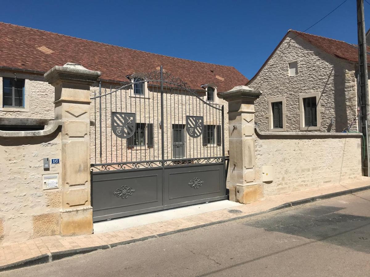Le Charles V Bed and Breakfast Meursault Exteriör bild