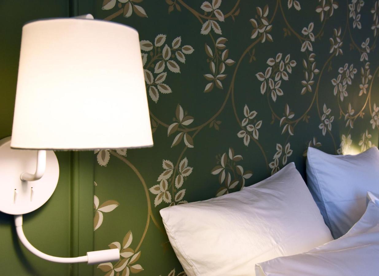 Le Charles V Bed and Breakfast Meursault Exteriör bild